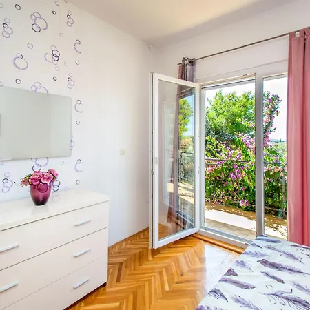 Gabi By Interhome * Brodarica (Sibenik-Knin)
